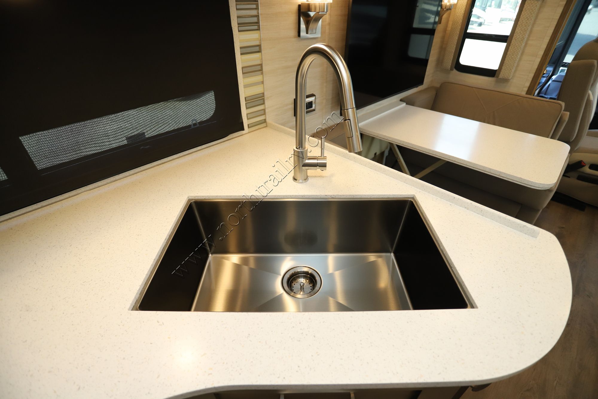 New 2026 Newmar Canyon Star 3947 Class A  For Sale