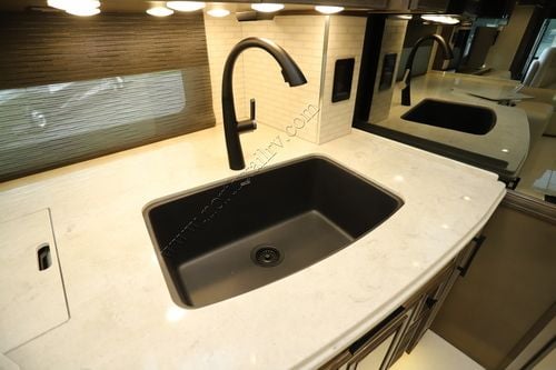 2026 Newmar London Aire 4551 Class A