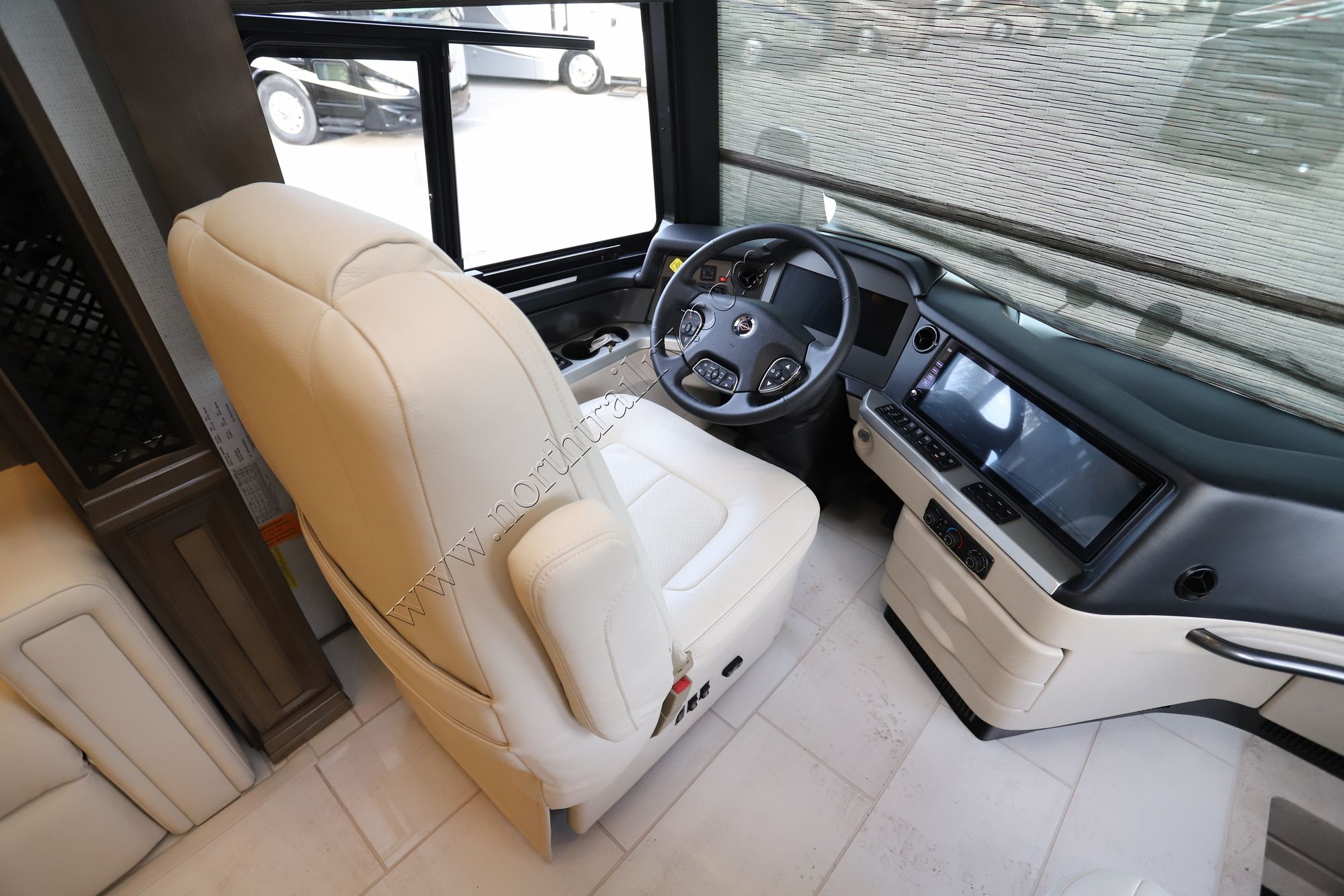 New 2026 Newmar London Aire 4551 Class A  For Sale