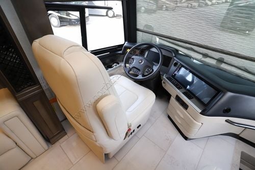 2026 Newmar London Aire 4551 Class A