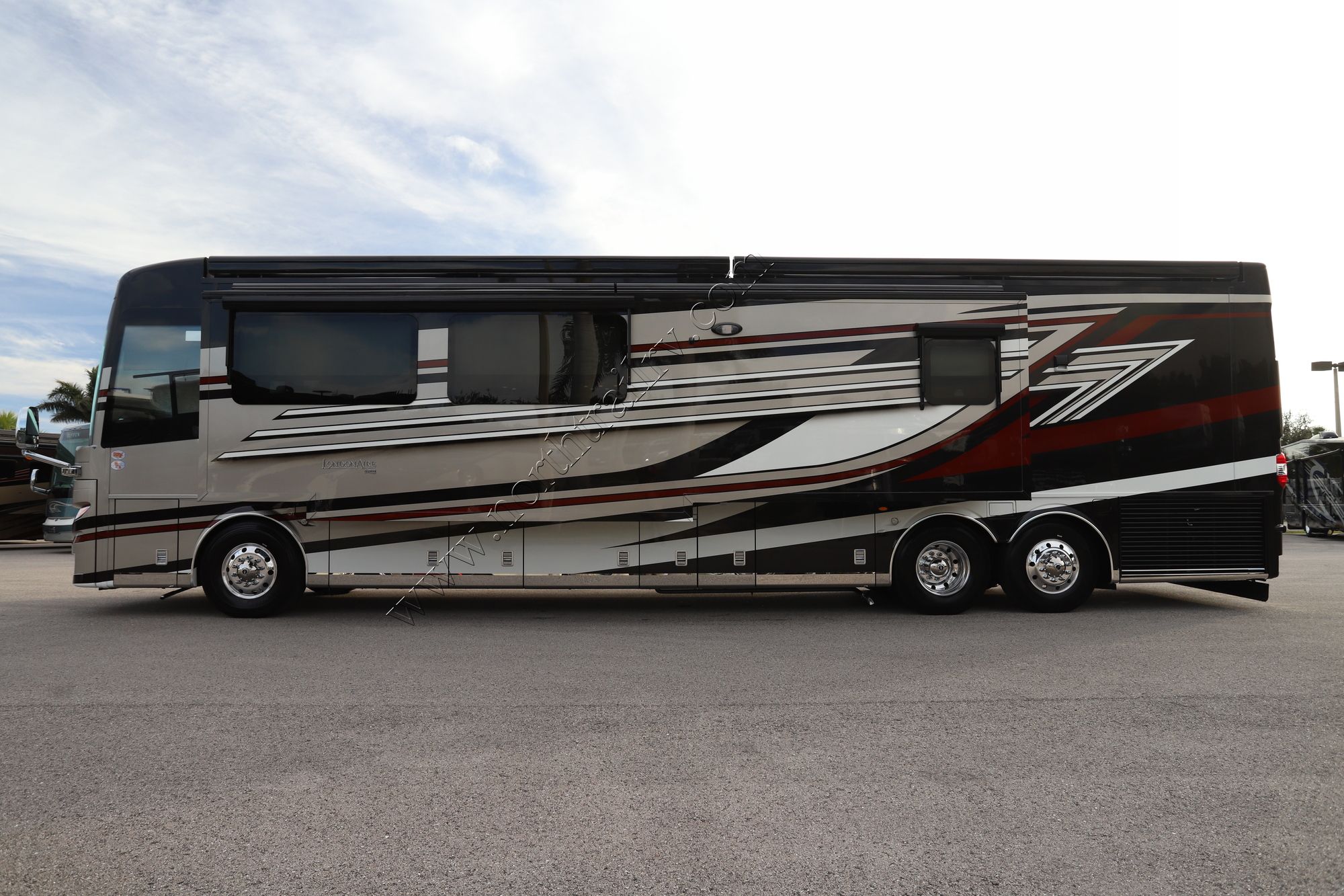 New 2026 Newmar London Aire 4551 Class A  For Sale