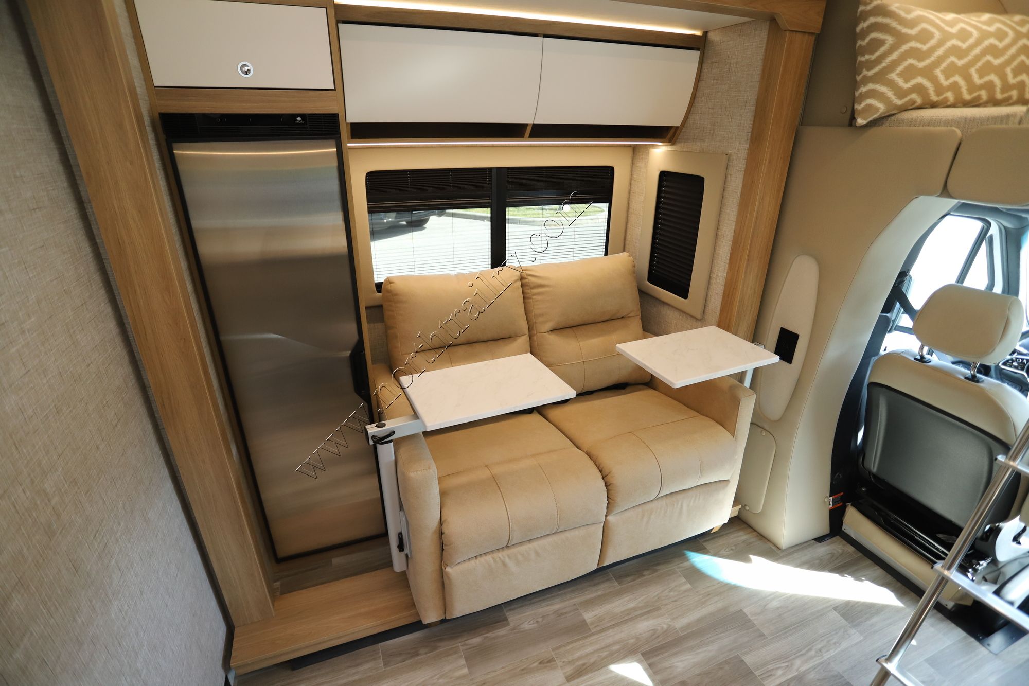 New 2026 Tiffin Motor Homes Wayfarer 25XLW Class C  For Sale