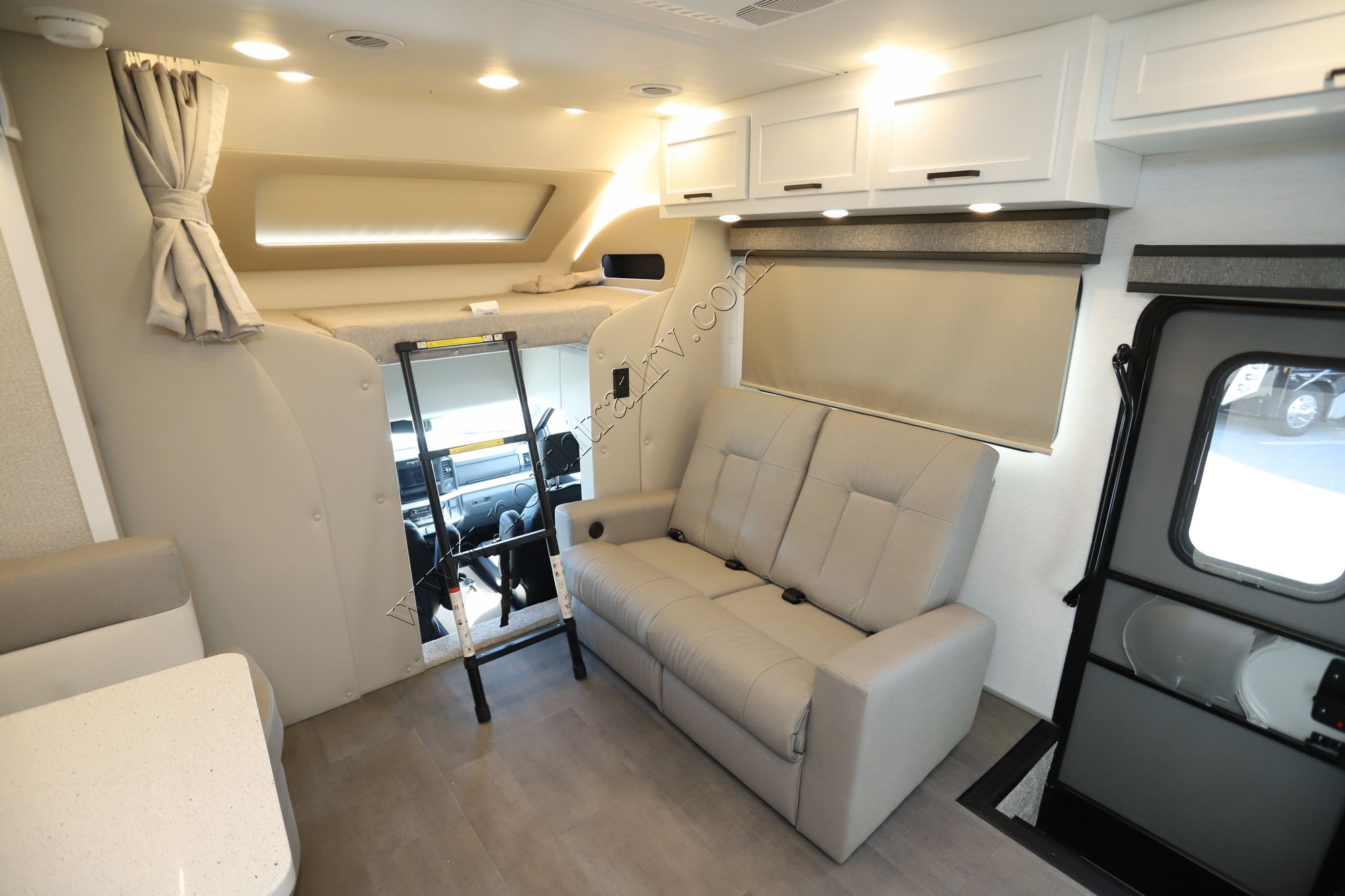 New 2026 Renegade Rv Veracruz 32VDS Super C  For Sale