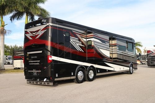 2026 Newmar London Aire 4551 Class A