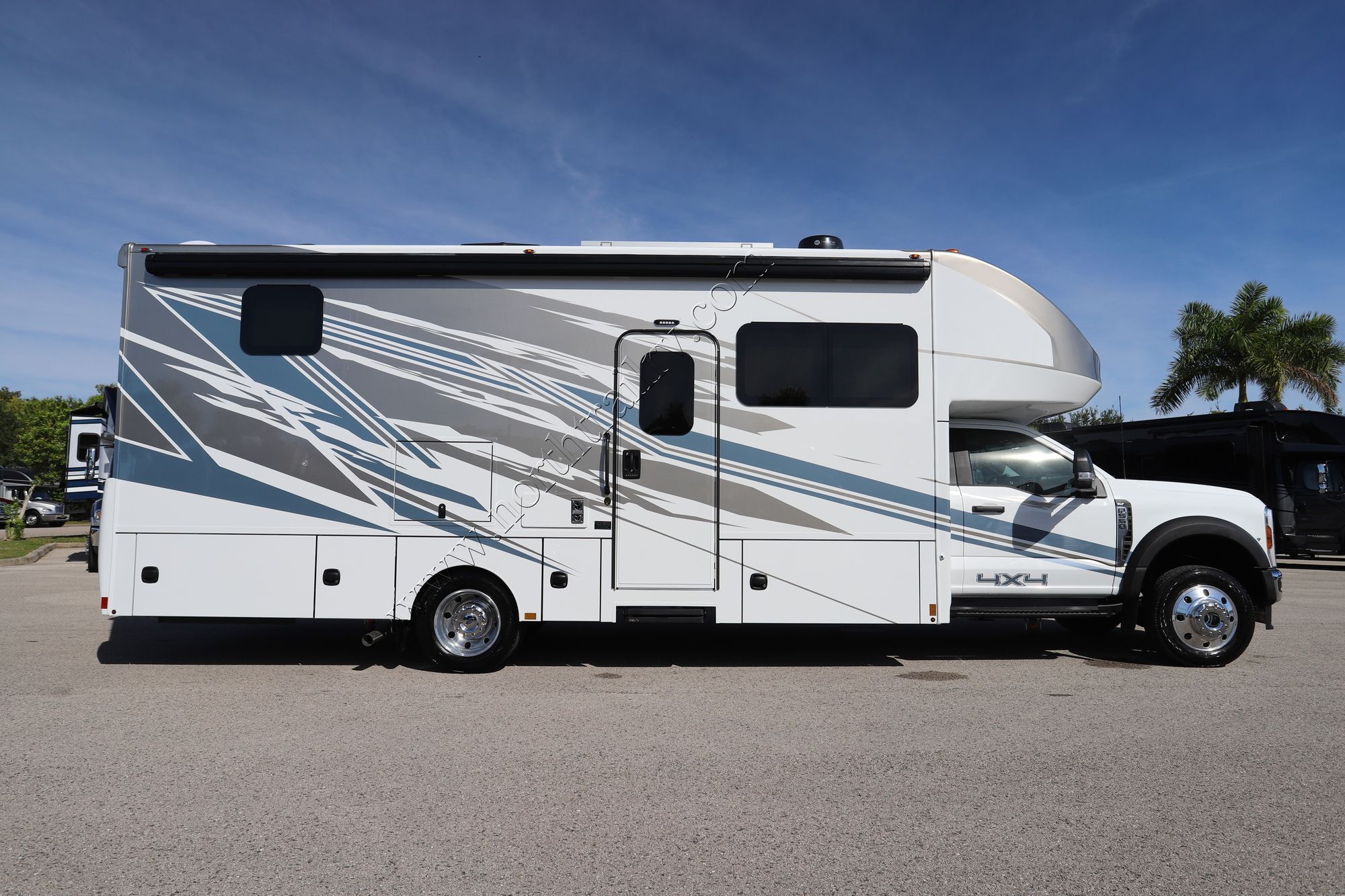 New 2026 Renegade Rv Veracruz 32VDS Super C  For Sale
