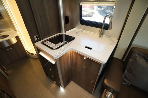 2021 Airstream Atlas MB