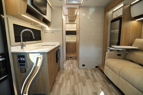 2026 Tiffin Motor Homes Wayfarer 25XLW