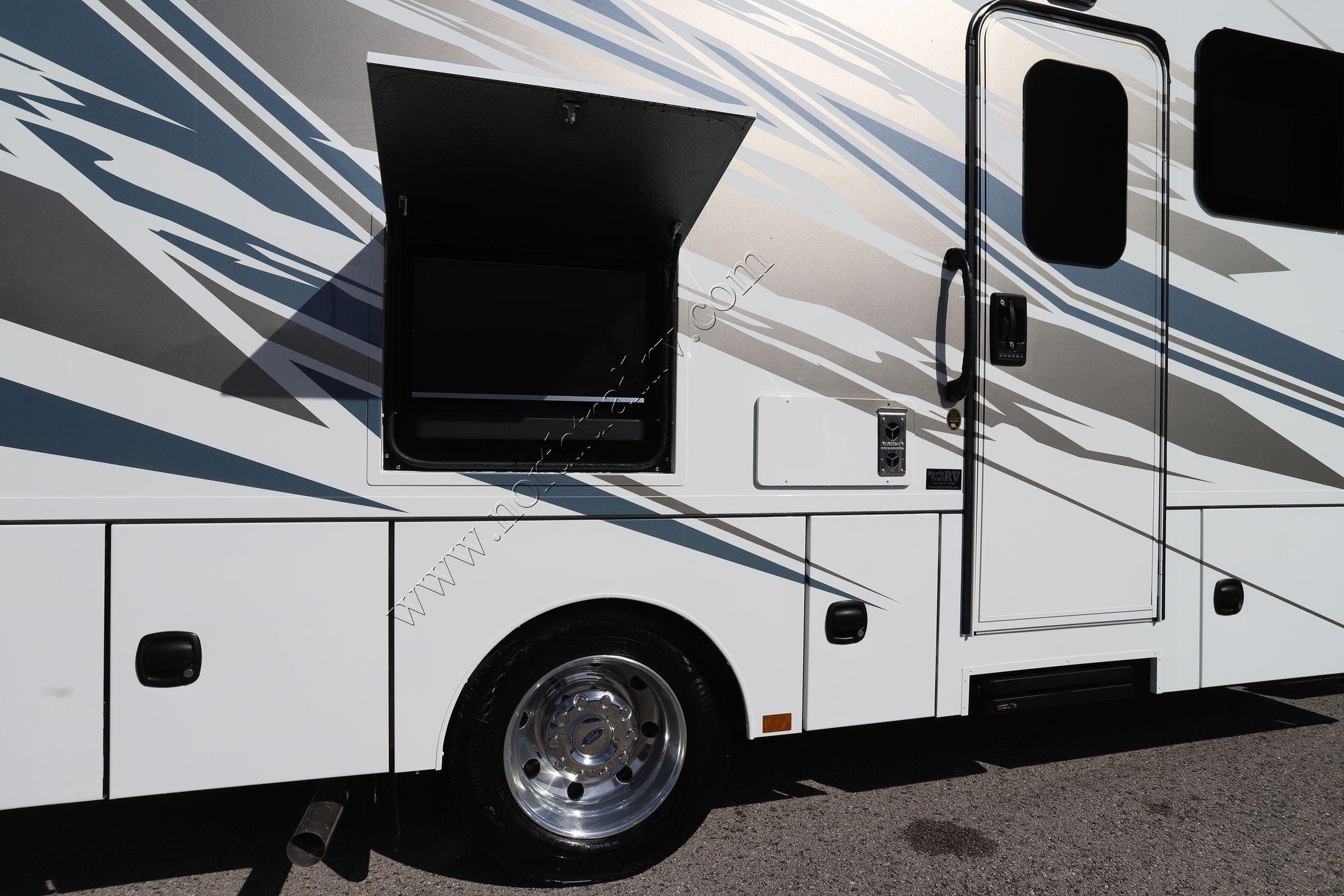New 2026 Renegade Rv Veracruz 32VDS Super C  For Sale