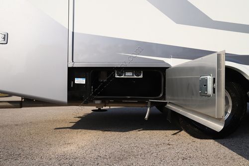 2026 Tiffin Motor Homes Wayfarer 25XLW