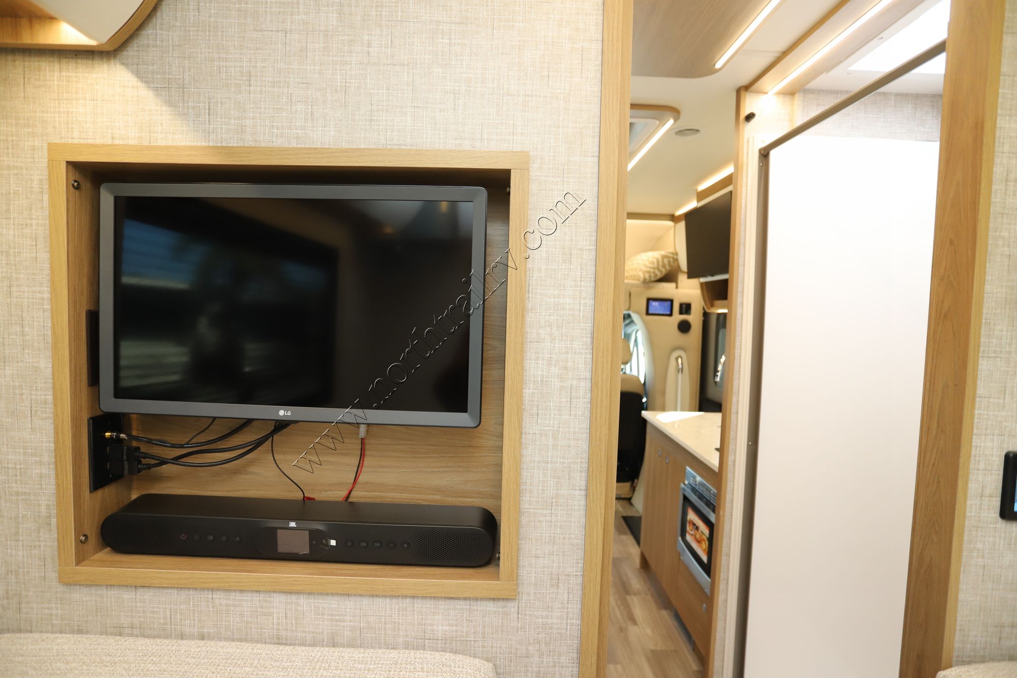 New 2026 Tiffin Motor Homes Wayfarer 25XLW Class C  For Sale