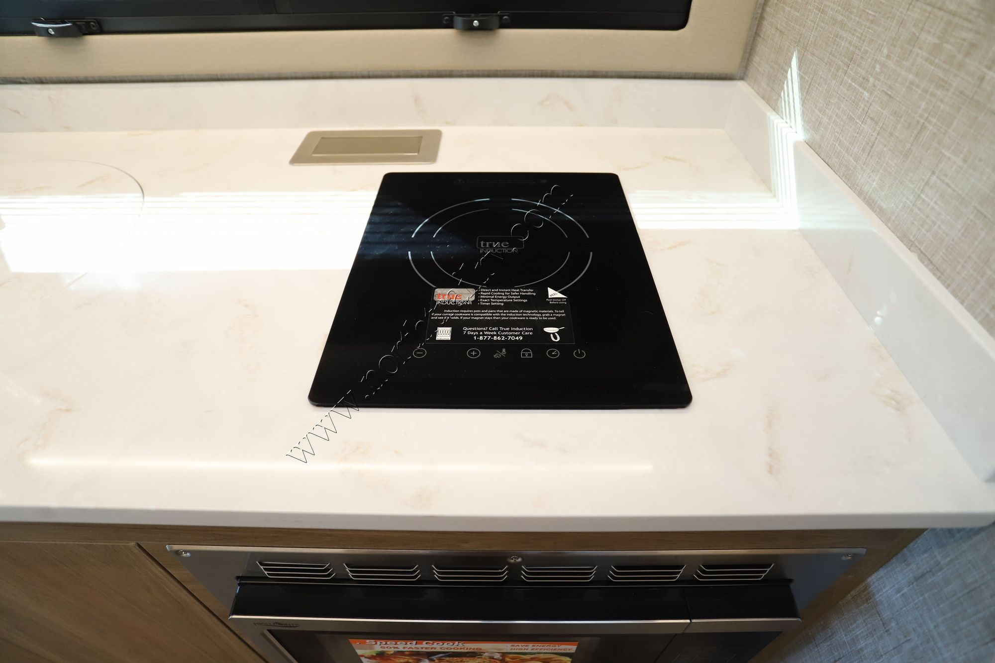 New 2026 Tiffin Motor Homes Wayfarer 25XLW Class C  For Sale