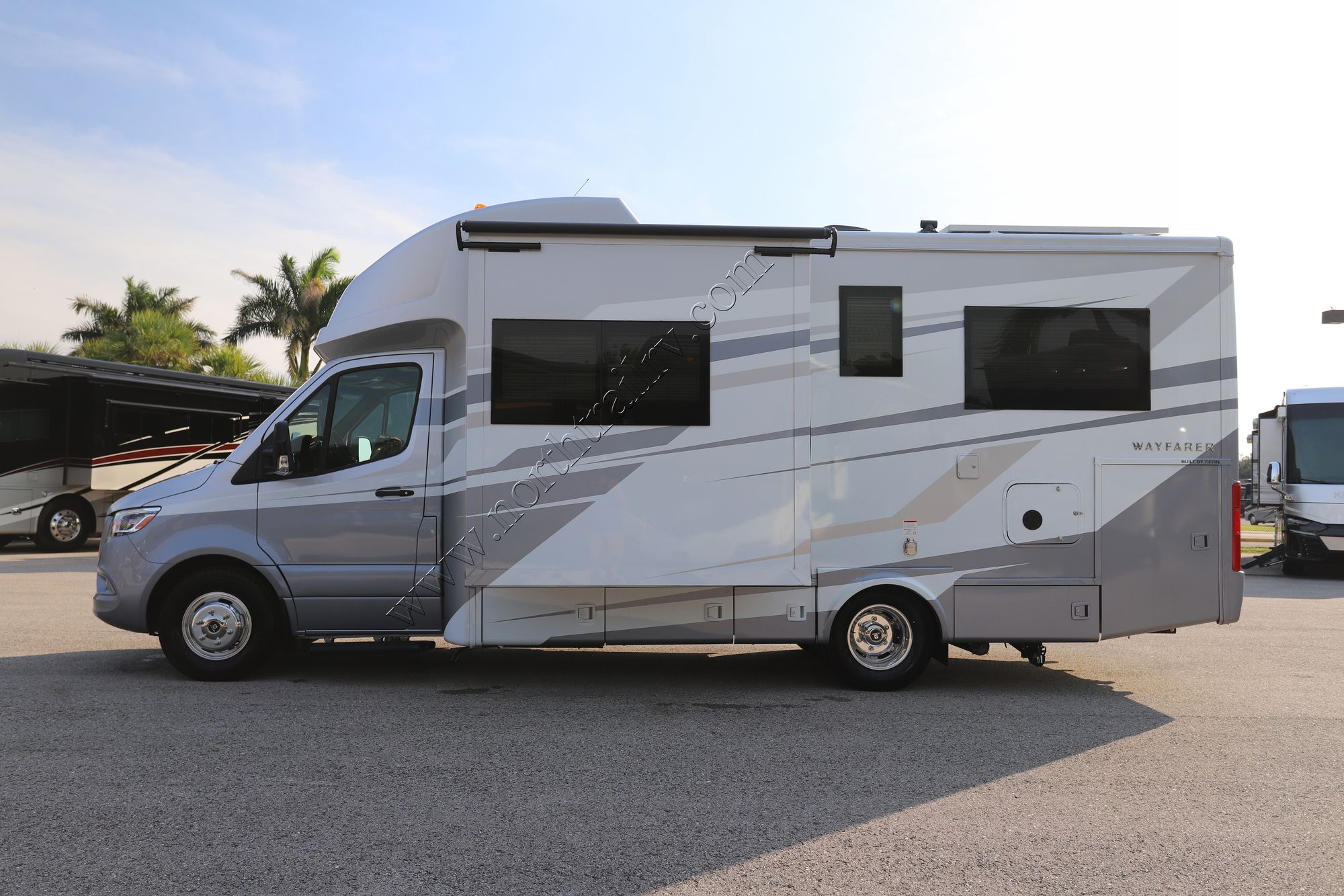 New 2026 Tiffin Motor Homes Wayfarer 25XLW Class C  For Sale