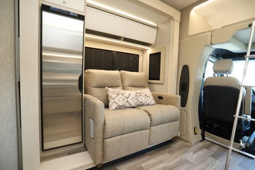 2026 Tiffin Motor Homes Wayfarer 25XLW