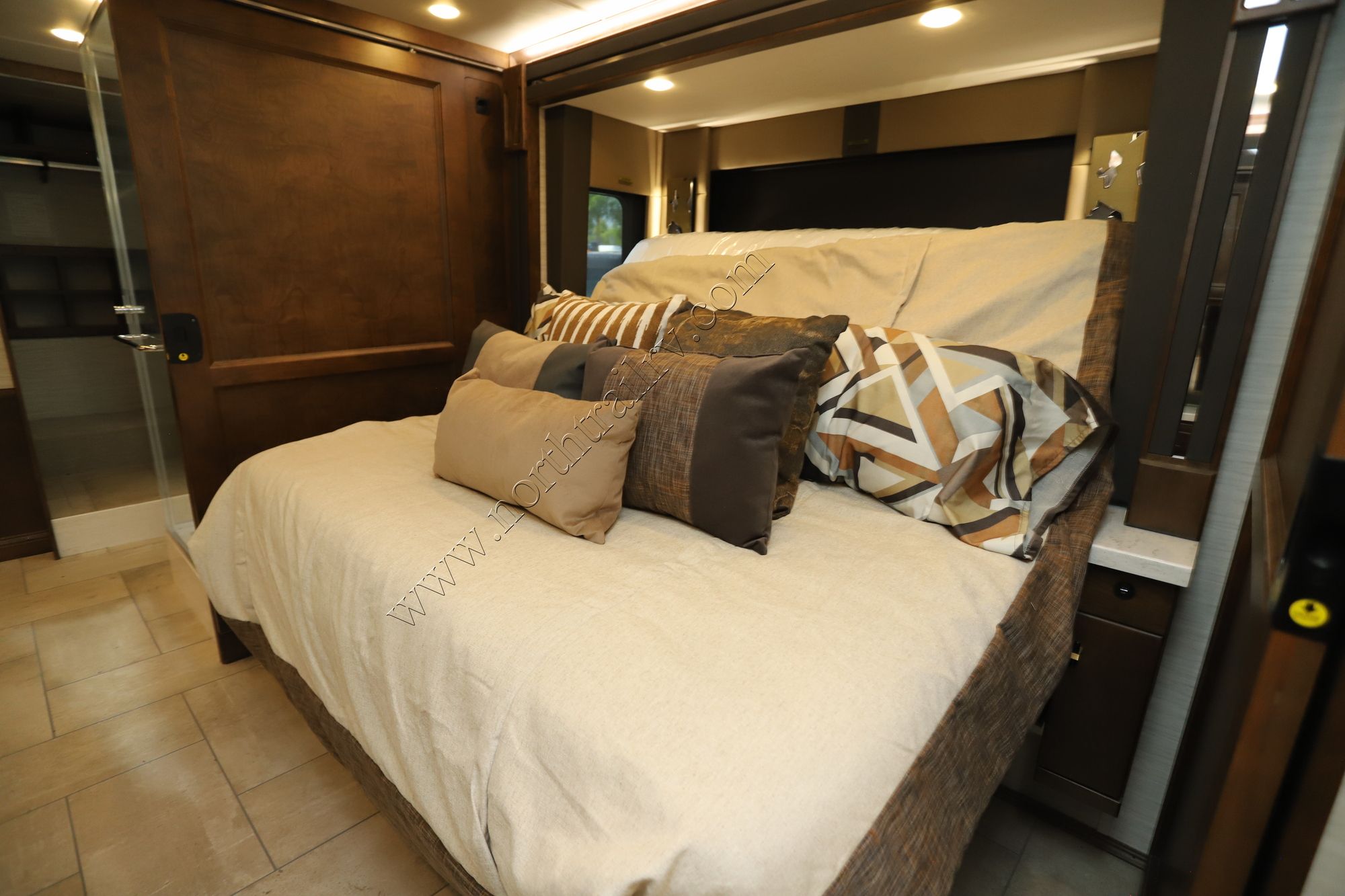 New 2026 Tiffin Motor Homes Allegro Bus 45OPP Class A  For Sale