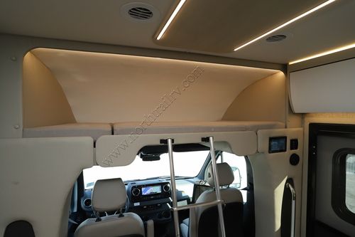 2026 Tiffin Motor Homes Wayfarer 25XLW