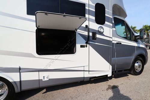 2026 Tiffin Motor Homes Wayfarer 25XLW