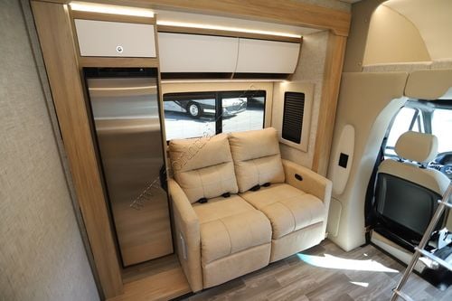 2026 Tiffin Motor Homes Wayfarer 25XLW