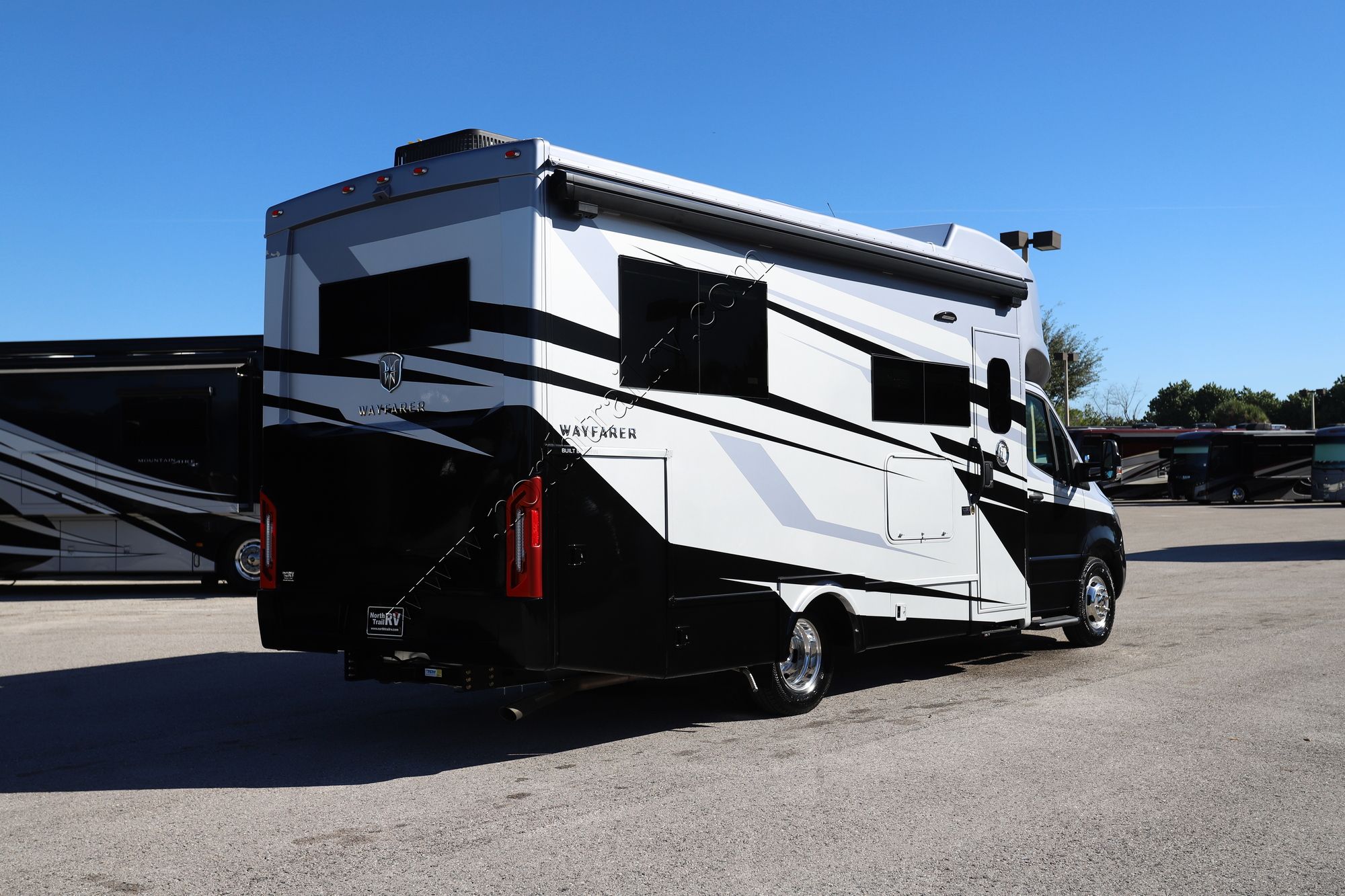 New 2026 Tiffin Motor Homes Wayfarer 25XLW Class C  For Sale