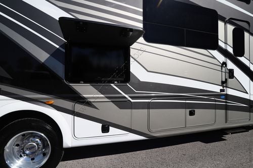 2023 Thor Magnitude SV34