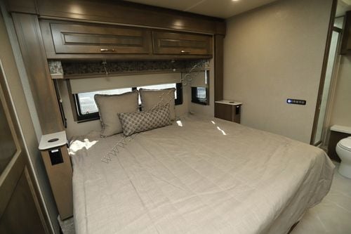 2022 Dynamax Dynaquest Xl 37RB