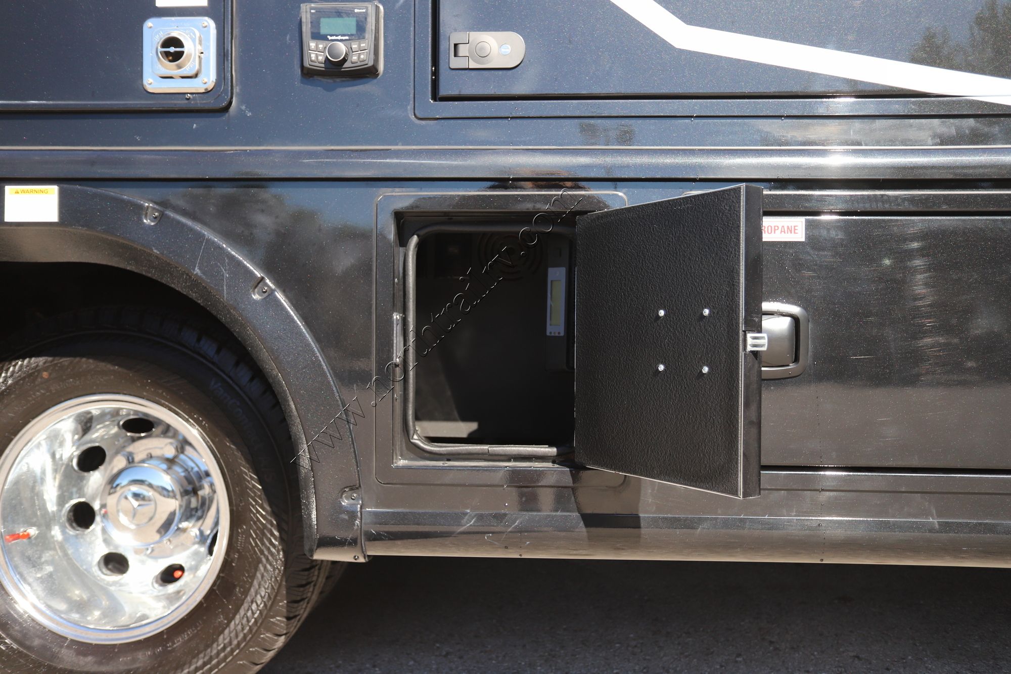 Used 2025 Grand Design Lineage 25FW Class C  For Sale