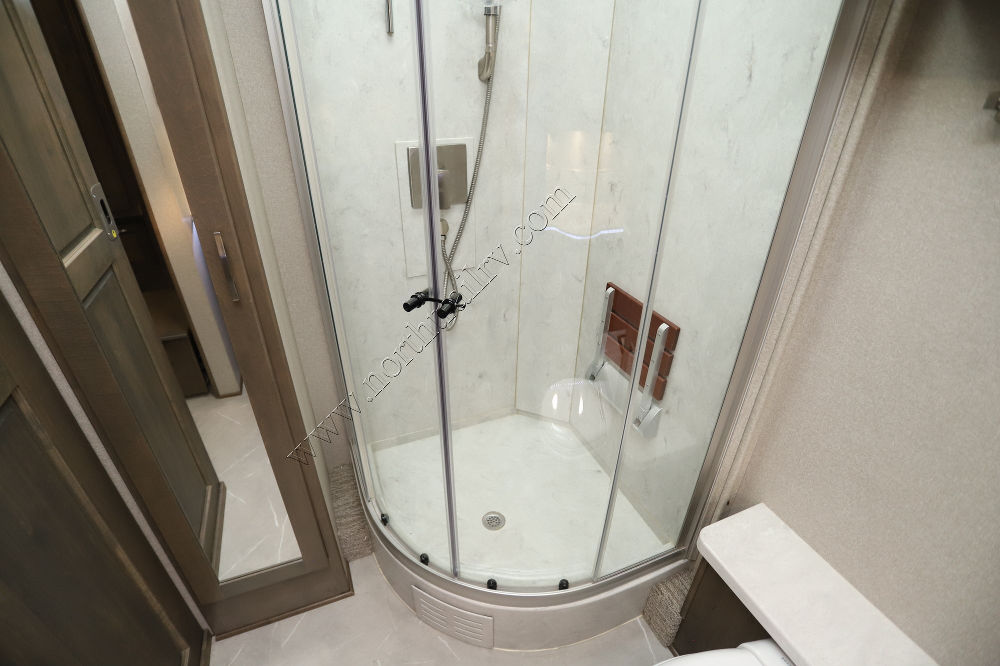 Used 2022 Dynamax Dynaquest Xl 37RB Super C  For Sale