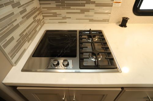 2023 Thor Magnitude SV34