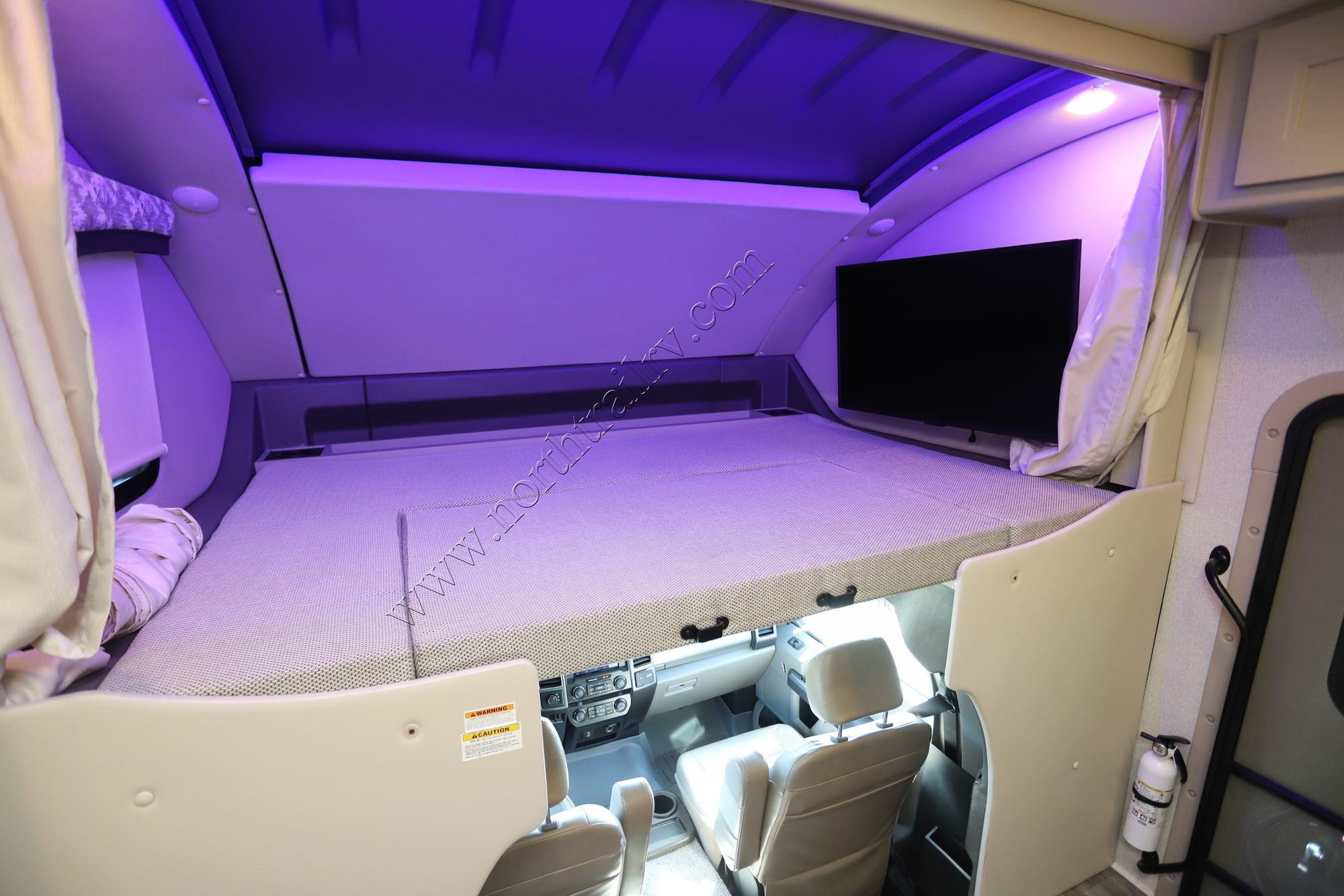 Used 2023 Thor Magnitude SV34 Super C  For Sale