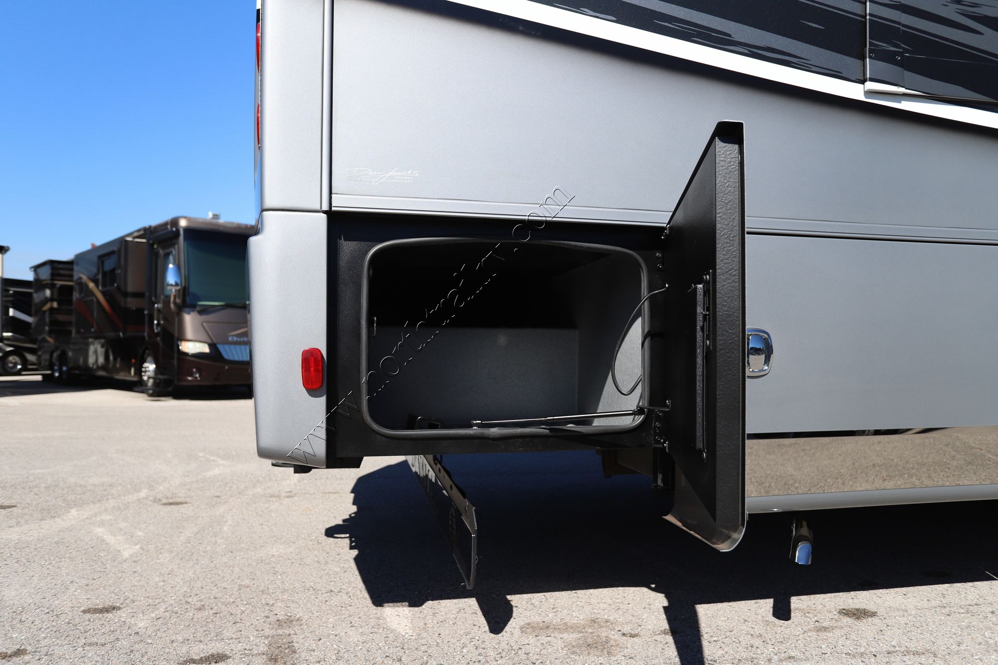 Used 2022 Dynamax Dynaquest Xl 37RB Super C  For Sale