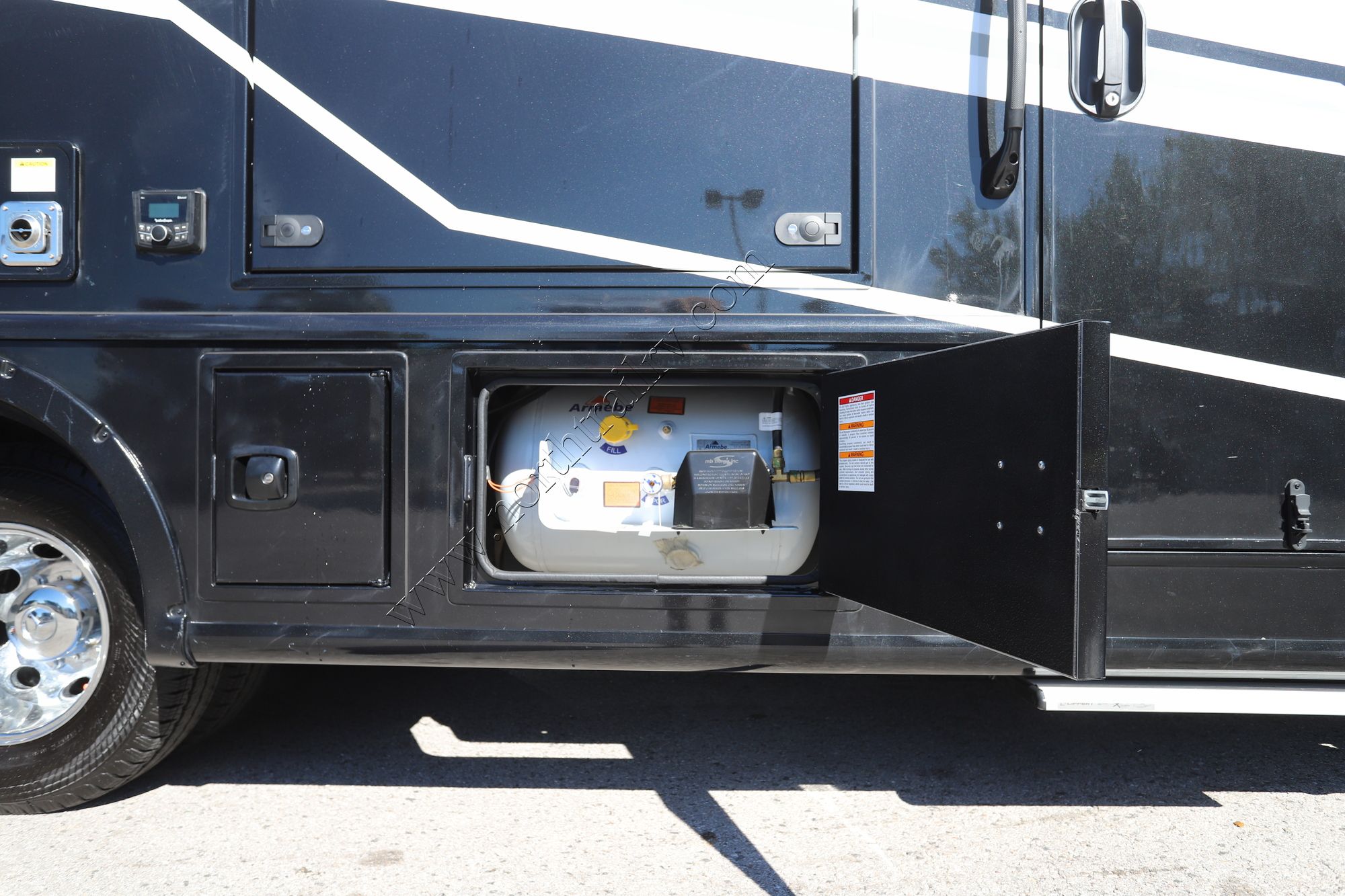 Used 2025 Grand Design Lineage 25FW Class C  For Sale