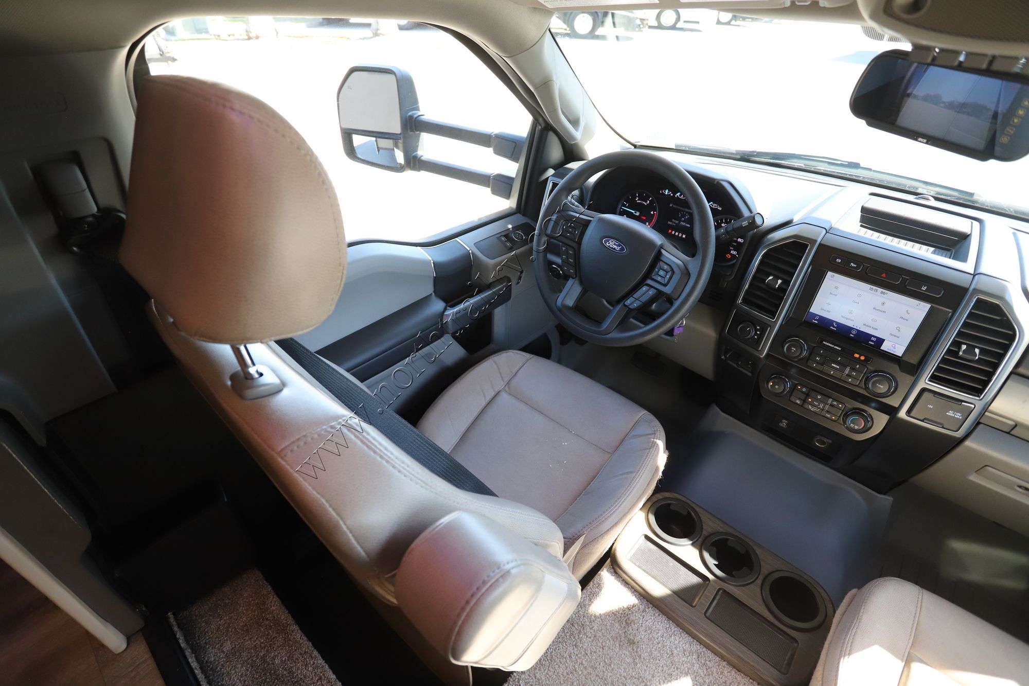 Used 2023 Thor Magnitude SV34 Super C  For Sale