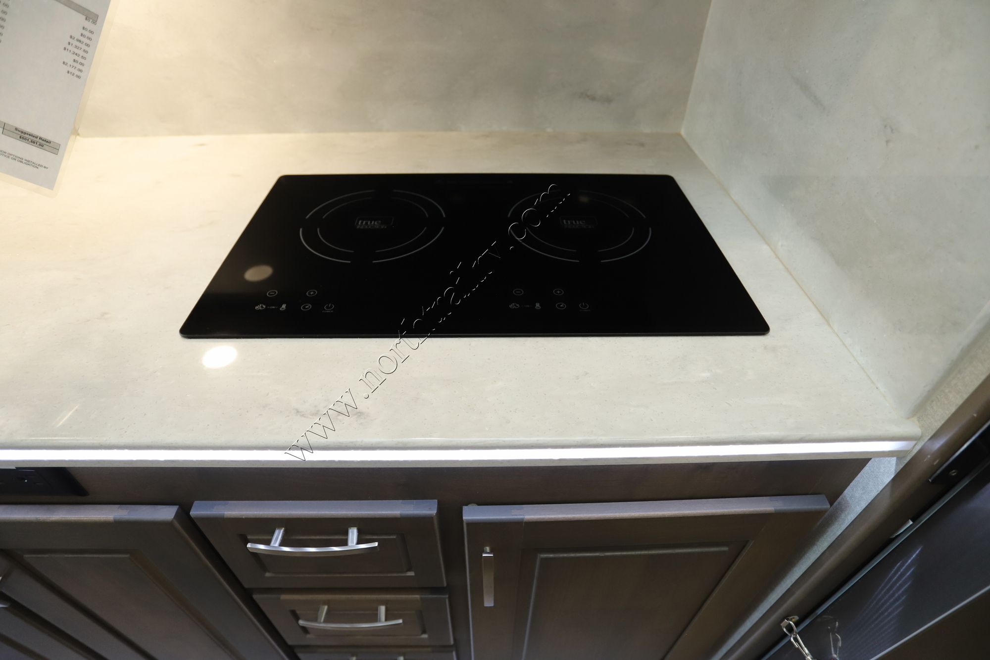 Used 2022 Dynamax Dynaquest Xl 37RB Super C  For Sale