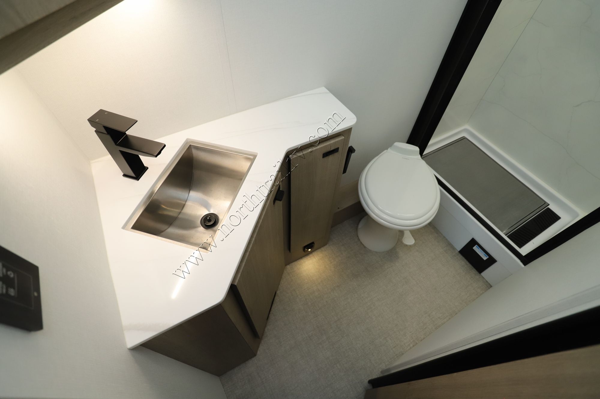 Used 2025 Grand Design Lineage 25FW Class C  For Sale