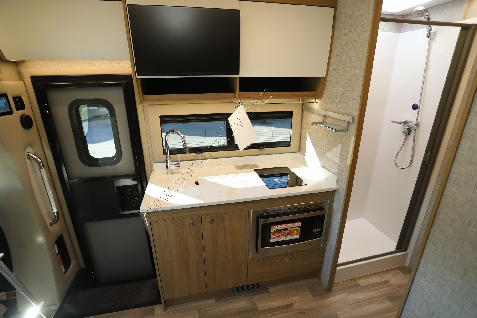 New 2026 Tiffin Motor Homes Wayfarer 25XLW Class C  For Sale