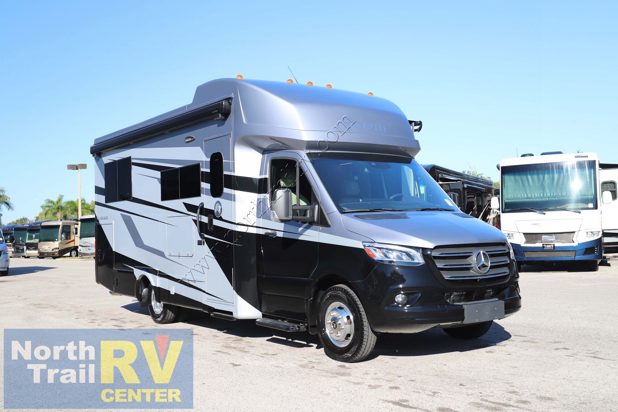 New 2026 Tiffin Motor Homes Wayfarer 25XLW Class C  For Sale