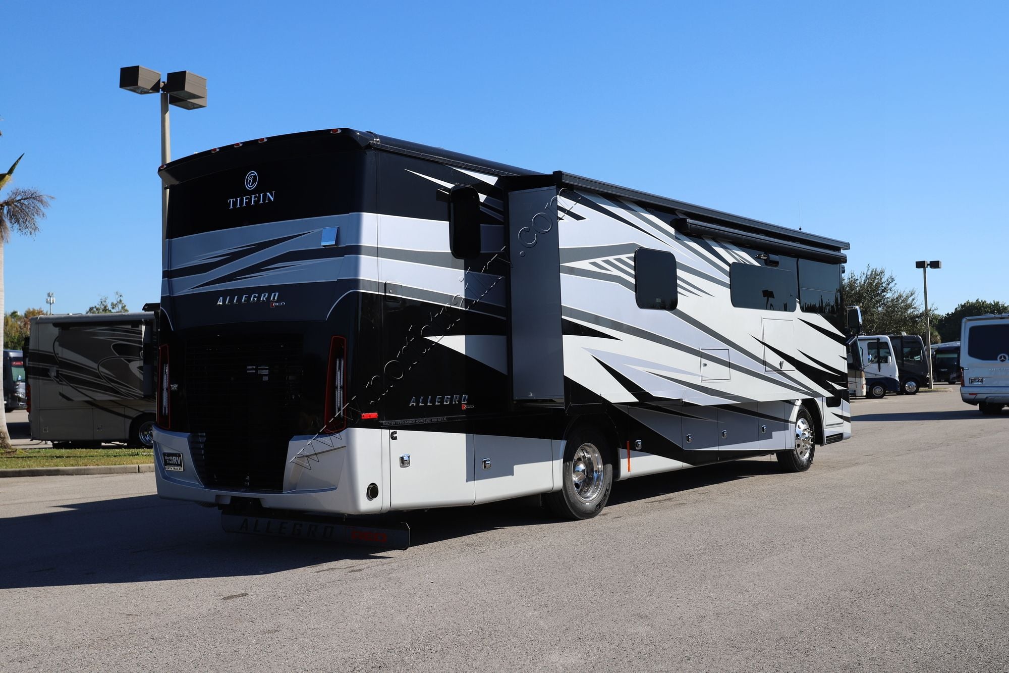 New 2026 Tiffin Motor Homes Allegro Red 37BA Class A Diesel  For Sale