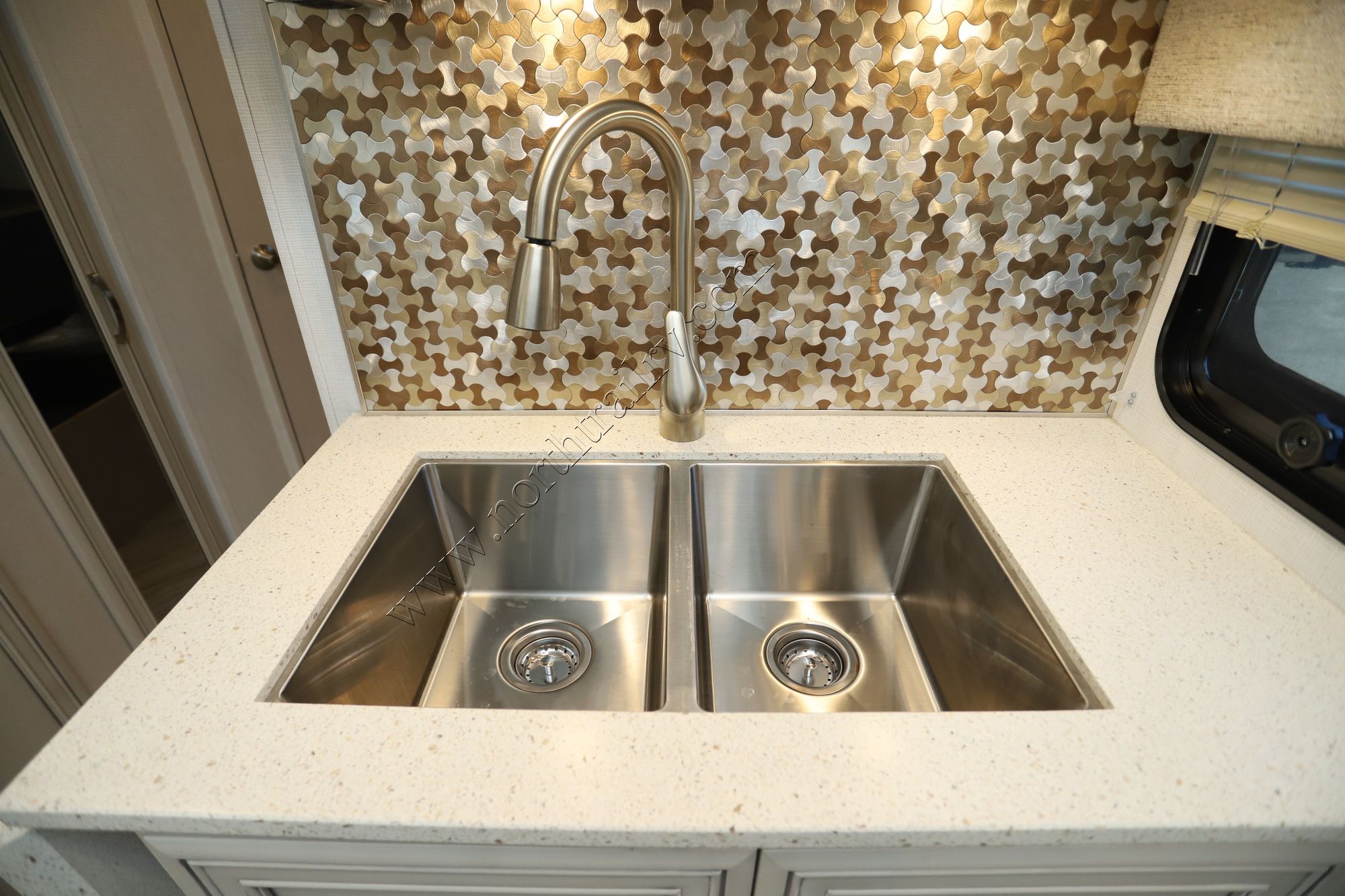 Used 2024 Newmar Bay Star Sport 2813 Class A  For Sale