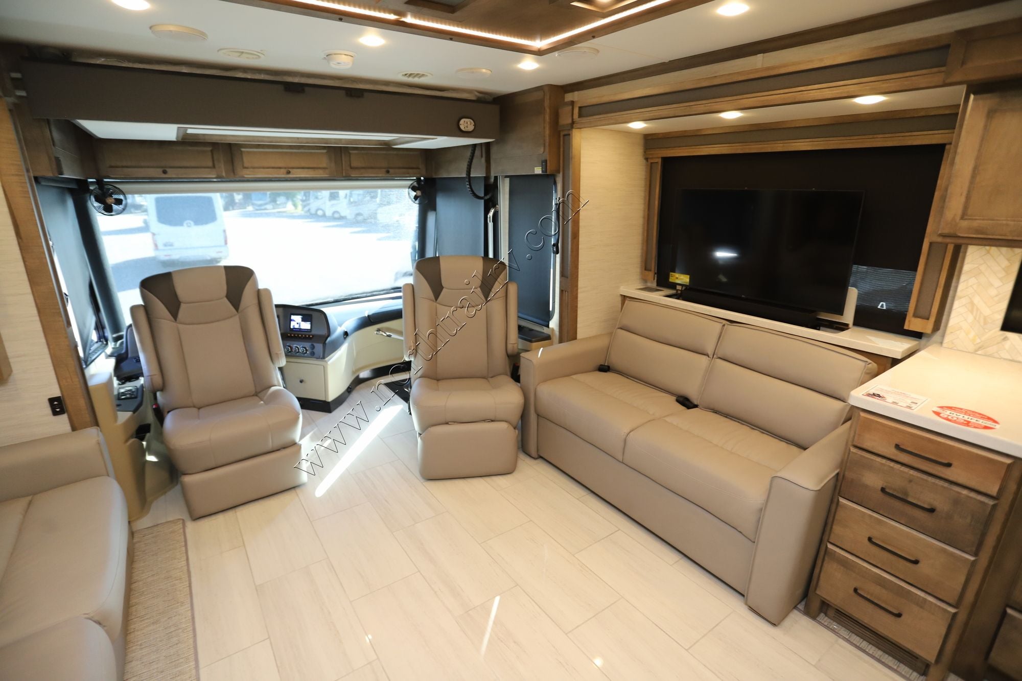 New 2026 Tiffin Motor Homes Allegro Red 37BA Class A Diesel  For Sale