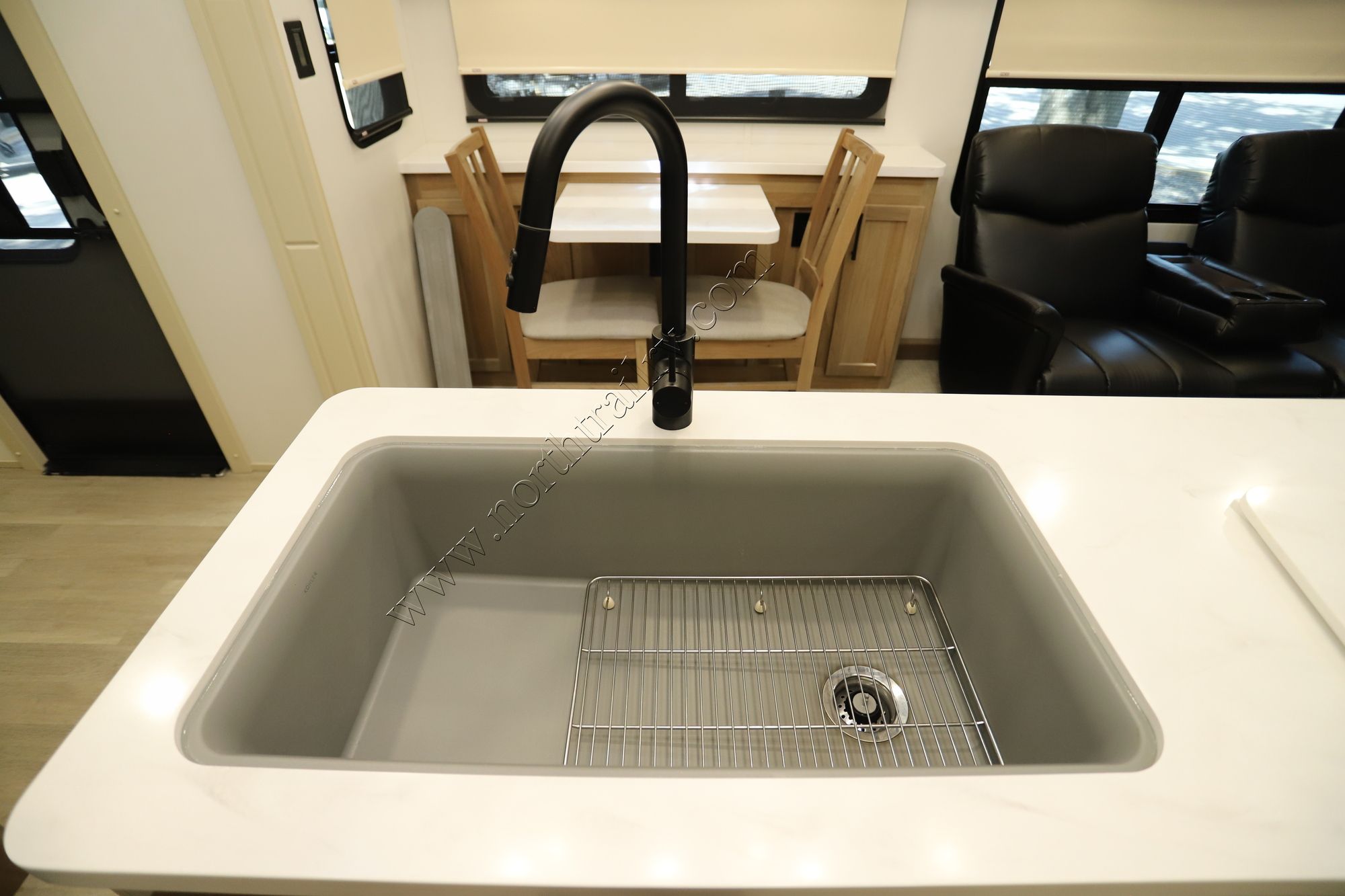 Used 2026 Luxe Elite 39FB Fifth Wheel  For Sale