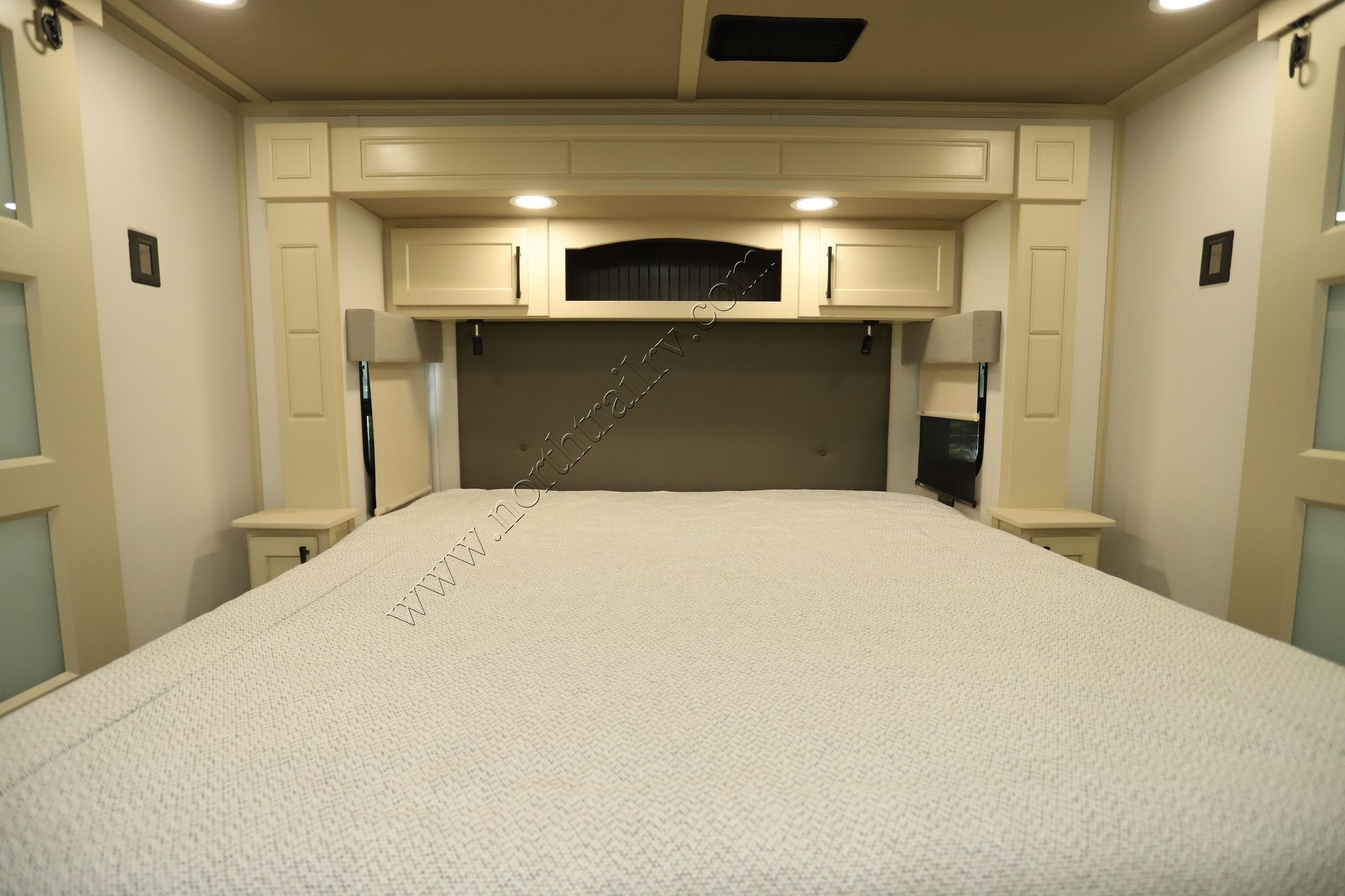 Used 2026 Luxe Elite 39FB Fifth Wheel  For Sale