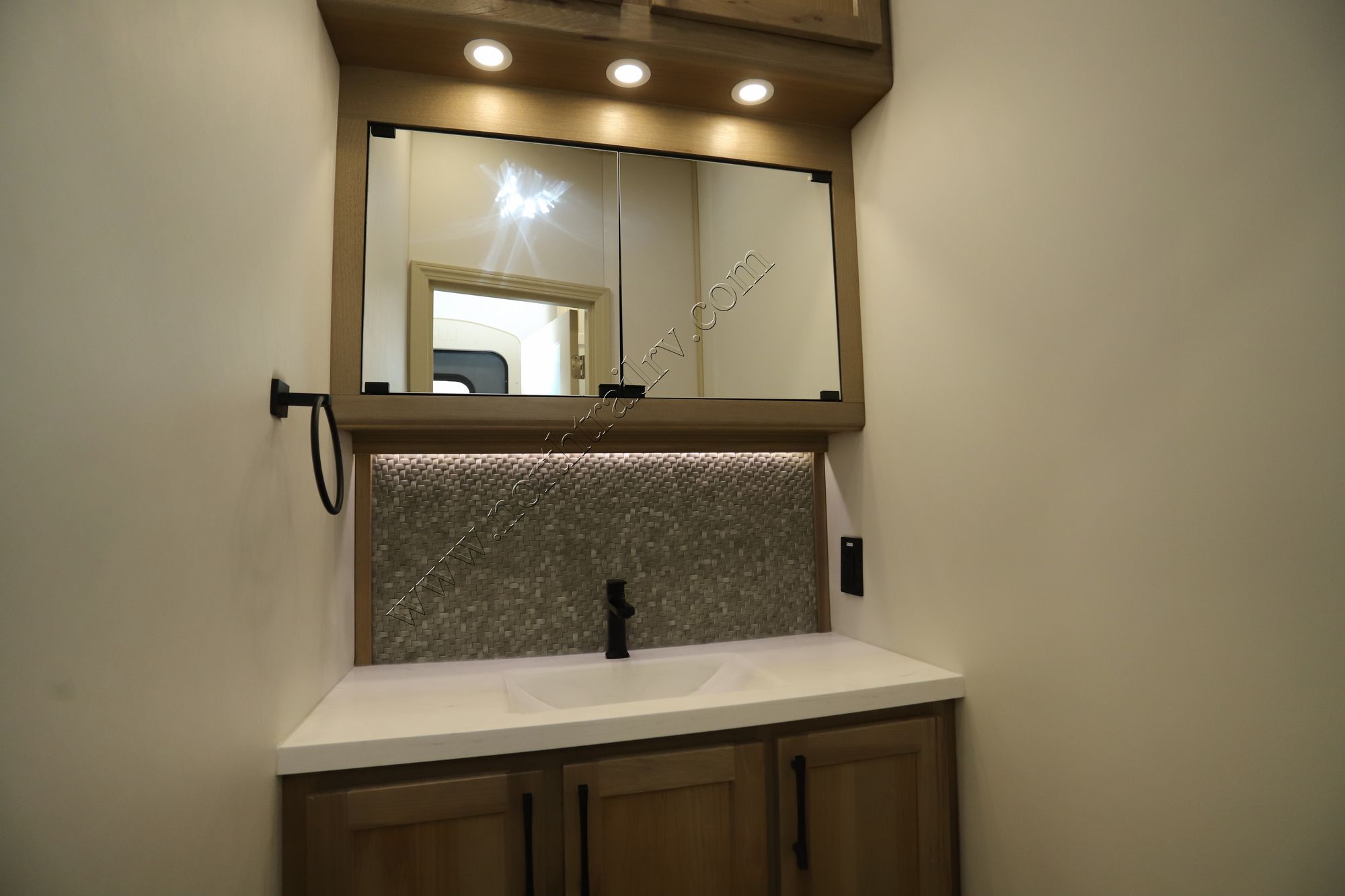 Used 2026 Luxe Elite 39FB Fifth Wheel  For Sale