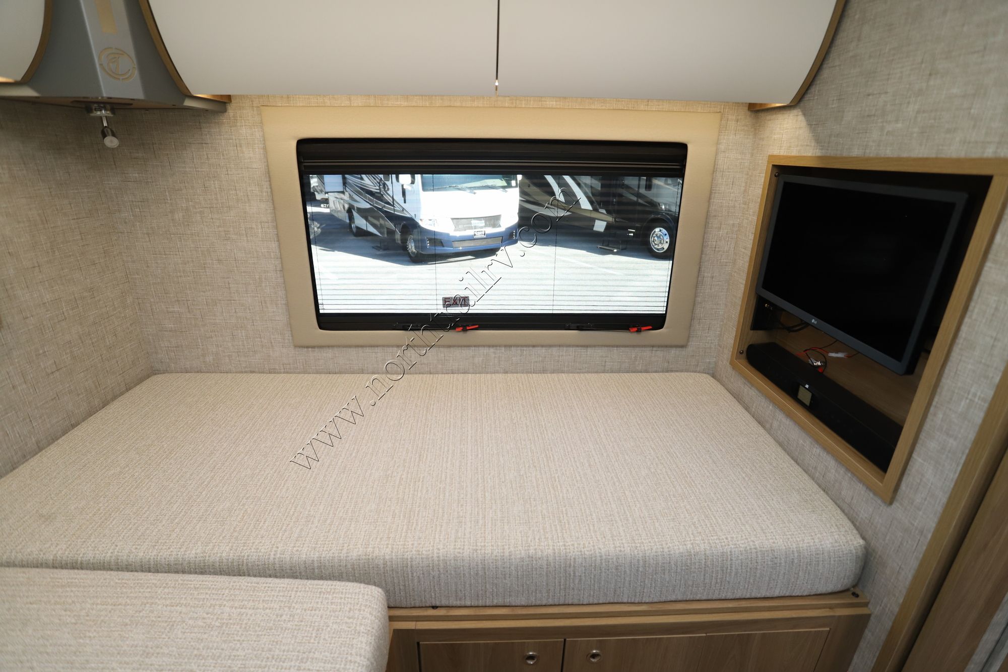 New 2026 Tiffin Motor Homes Wayfarer 25XLW Class C  For Sale