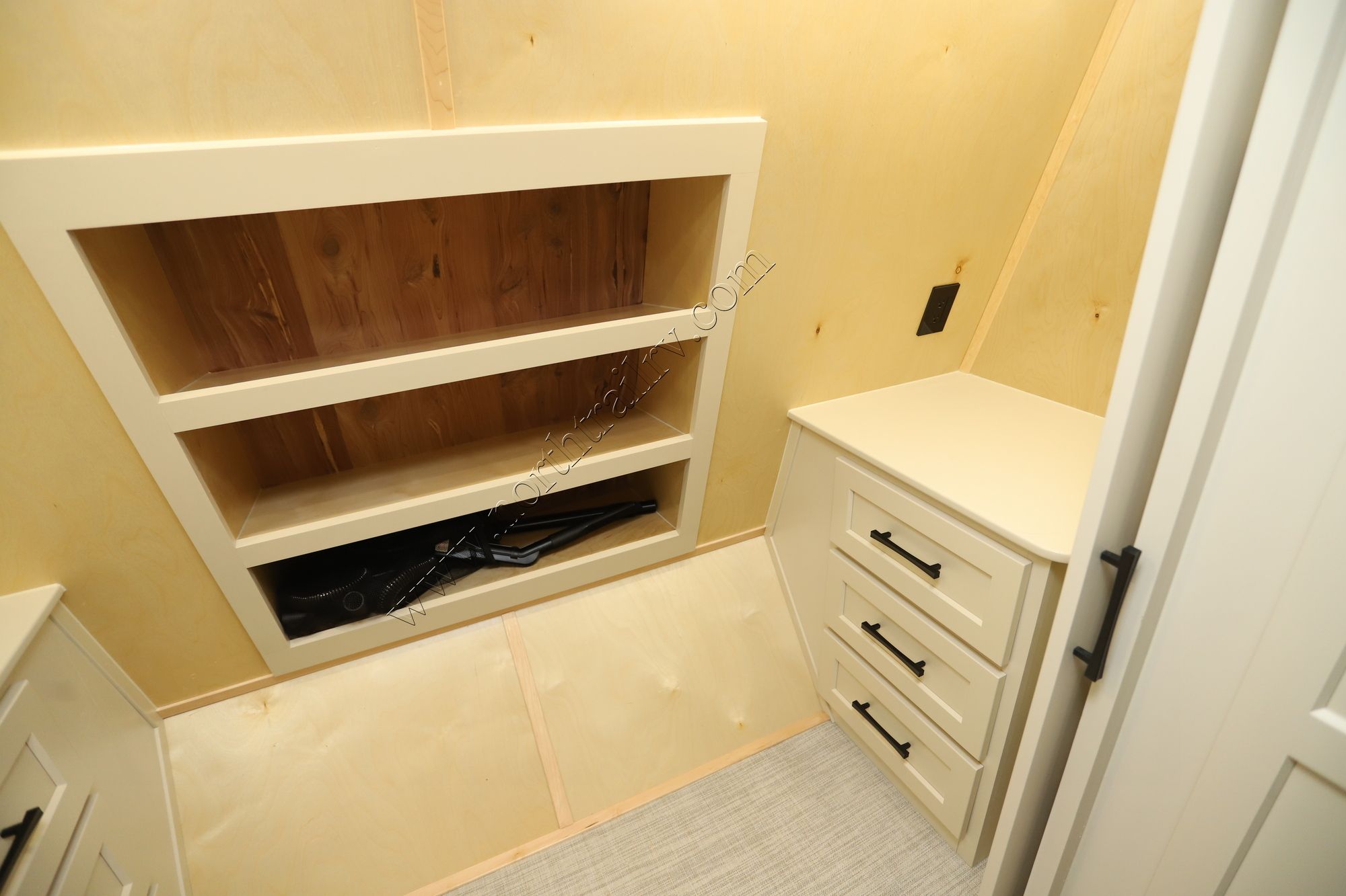 Used 2026 Luxe Elite 39FB Fifth Wheel  For Sale