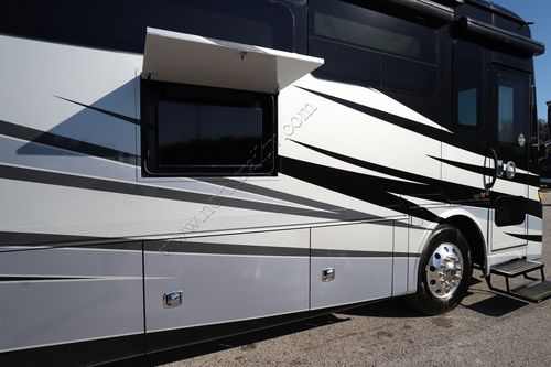 2026 Tiffin Motor Homes Allegro Red 37BA