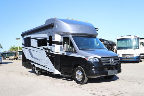 2026 Tiffin Motor Homes Wayfarer 25XLW