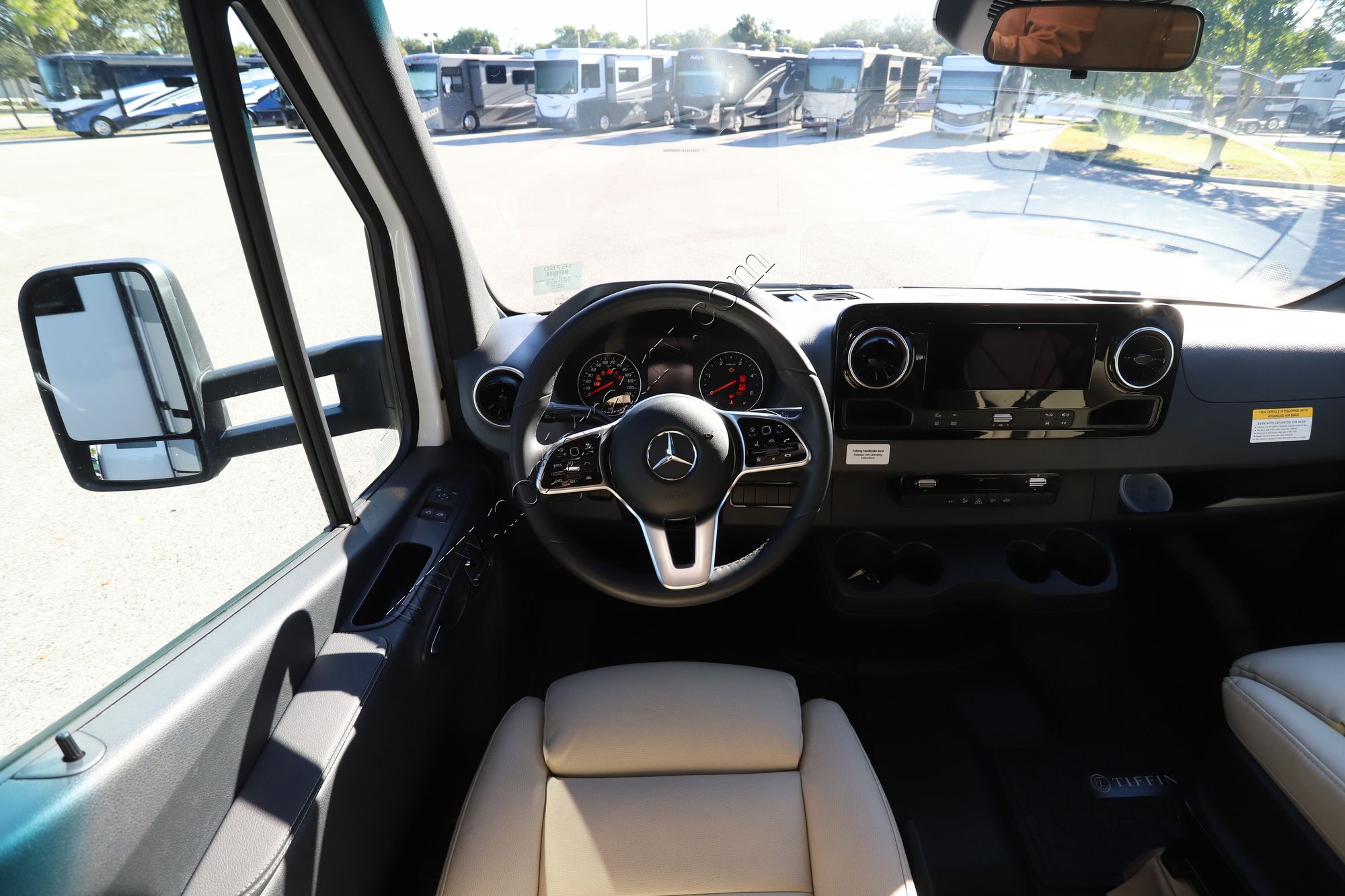 New 2026 Tiffin Motor Homes Wayfarer 25XLW Class C  For Sale