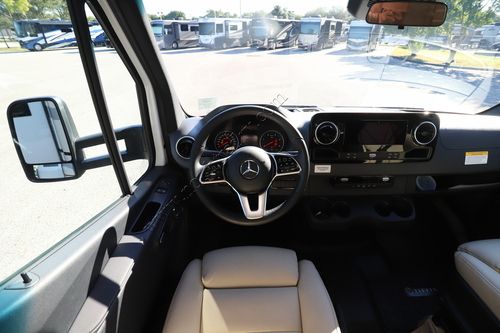 2026 Tiffin Motor Homes Wayfarer 25XLW