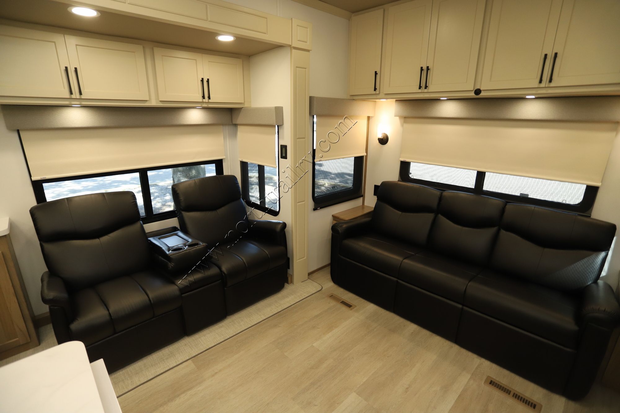 Used 2026 Luxe Elite 39FB Fifth Wheel  For Sale