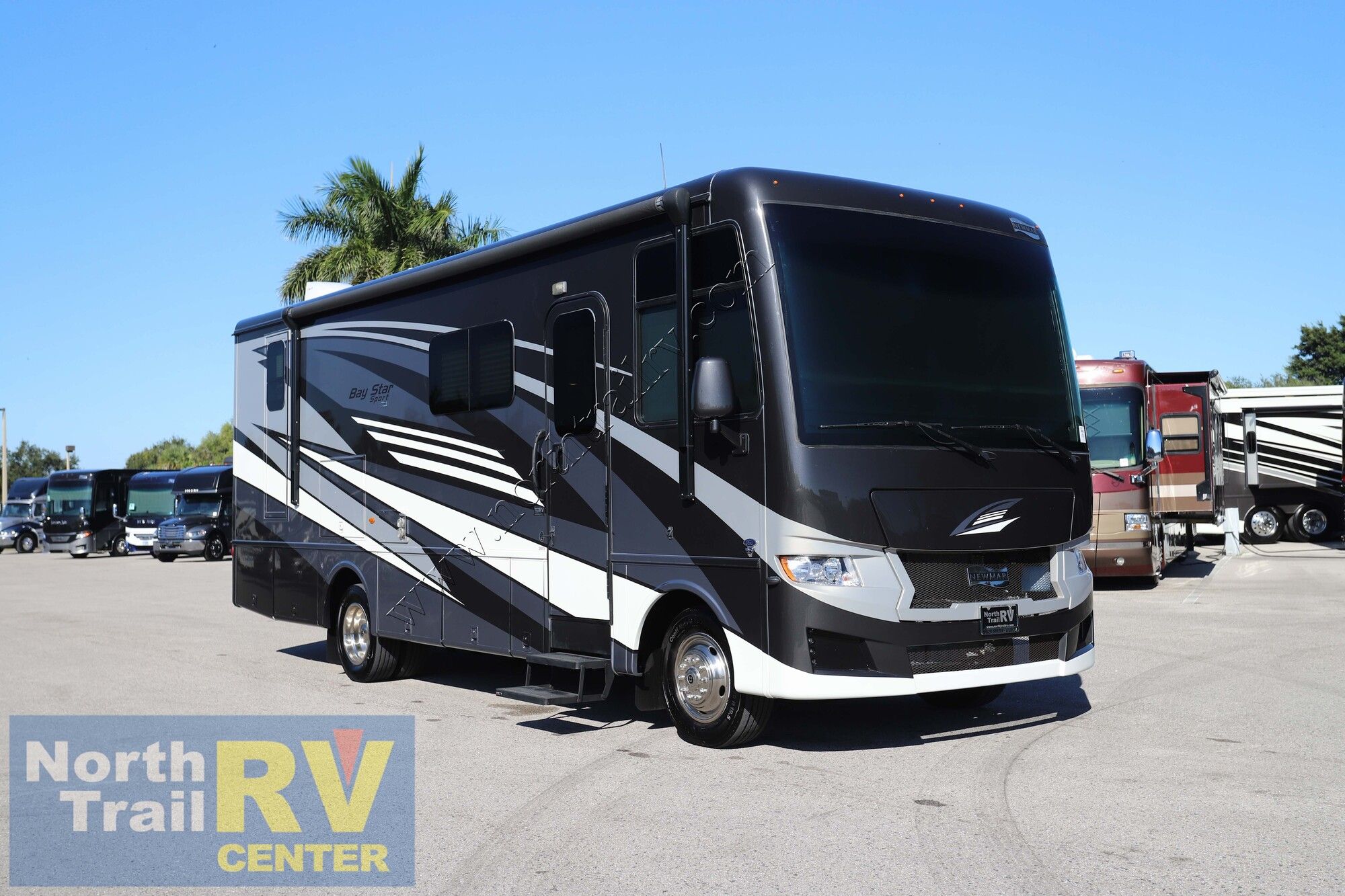 Used 2024 Newmar Bay Star Sport 2813 Class A  For Sale