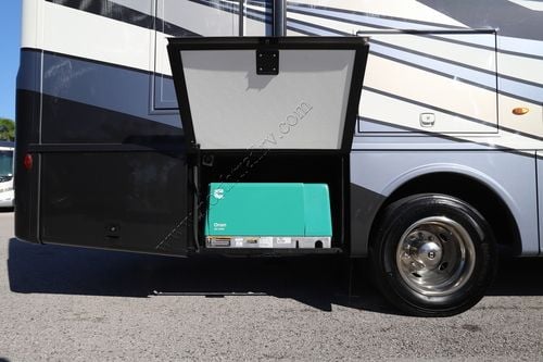 2024 Newmar Bay Star Sport 2813 Class A